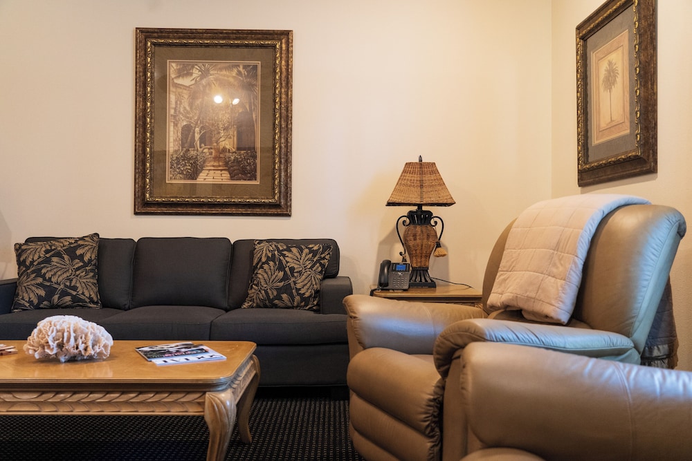 The Villas at McCollough