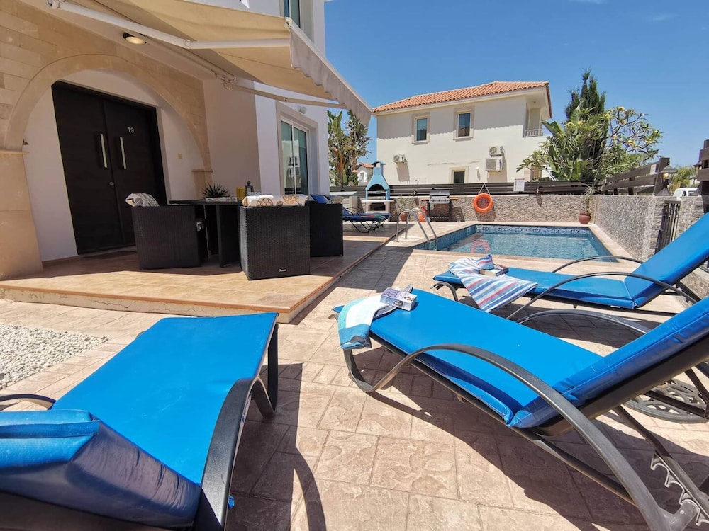 Ennazuse - Beautiful 2 Bedroom Villa in Pernera
