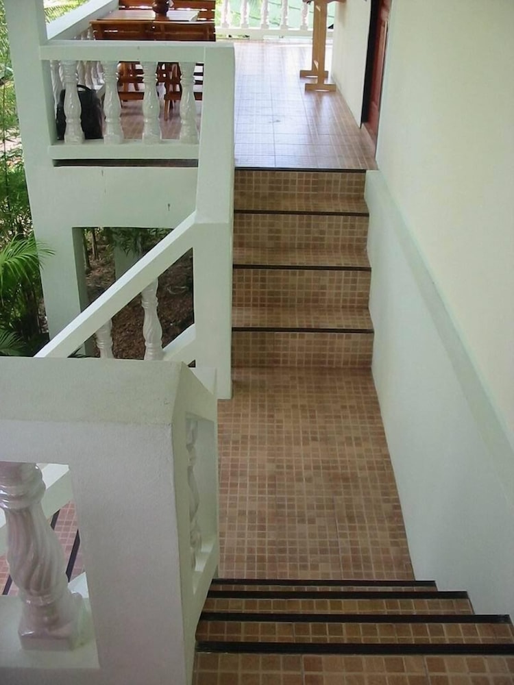 Golden Hill Resort