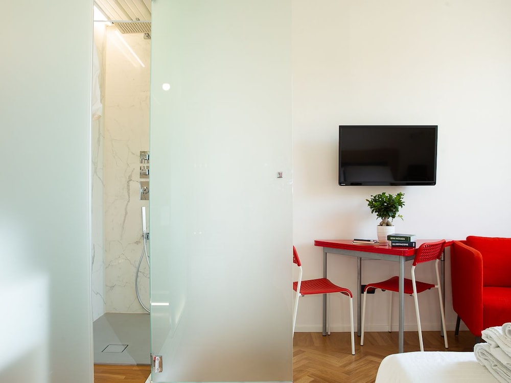 Room in Rome Isole
