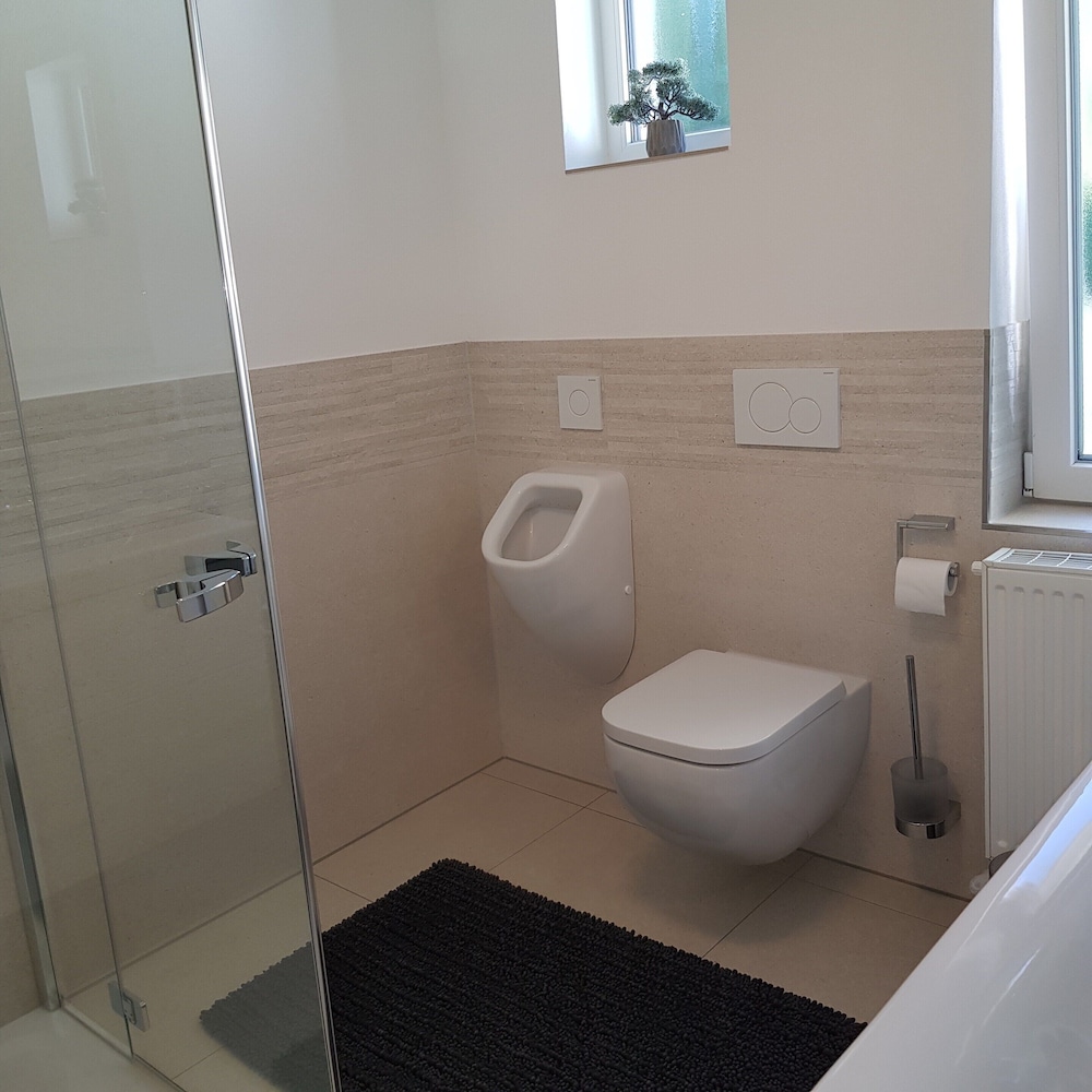 Mill Pond Luxury Escape