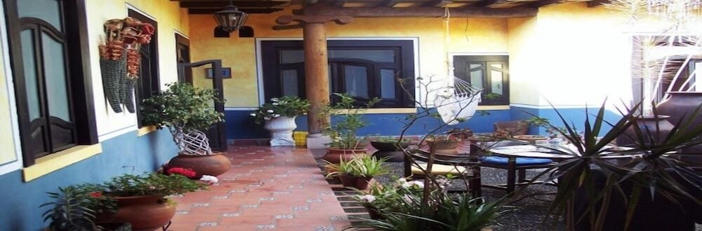 Casa Chikita Bed & Breakfast