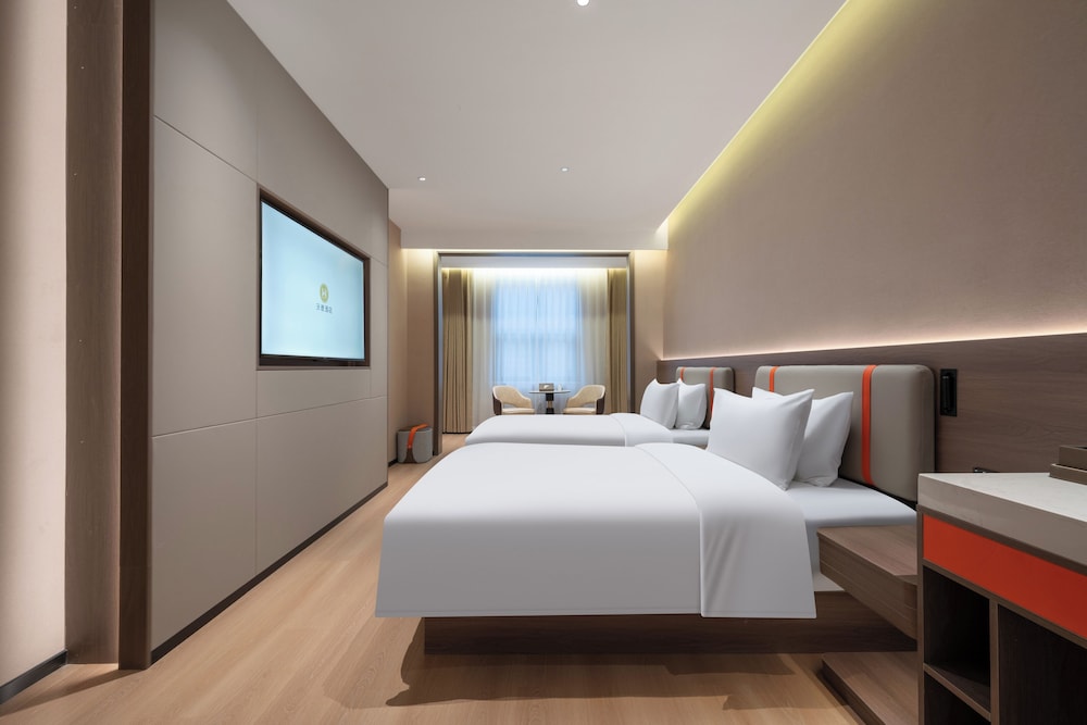 World Hotel Hualian Shoppin Plaza branch