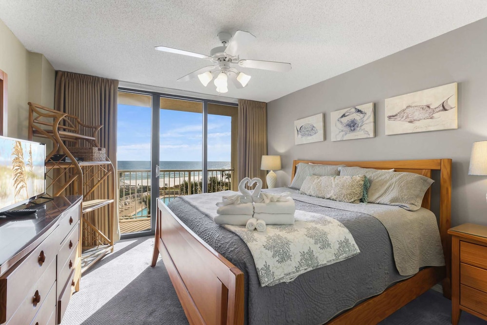 Seaside Beach 5417- Two Bedrooms Waterfront Condo With Pool Sauna Amazing Ocean View Balcony