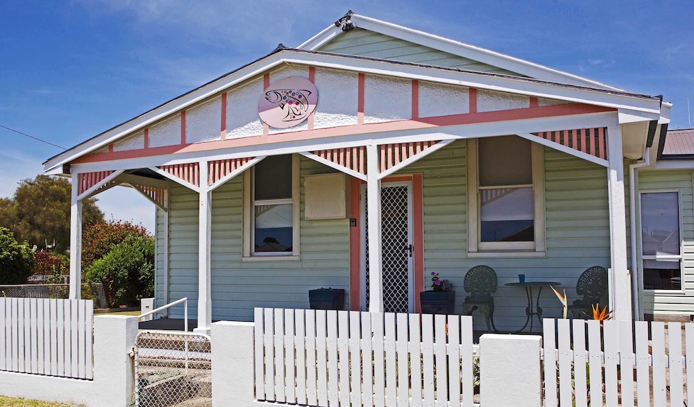 The Spotted Salmon Cottage - Property Image 6