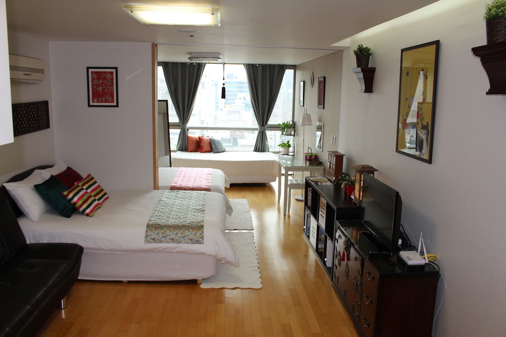 hotel room