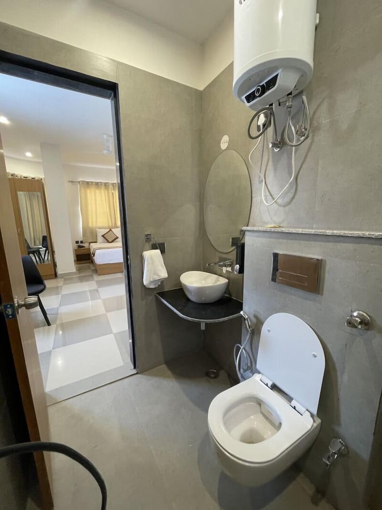 Hotel Srijan Vrindavan