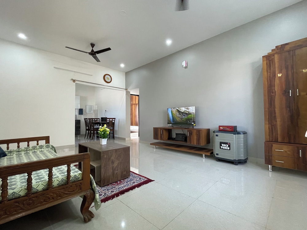 SSN HomeStays in Bangalore Near La Casa