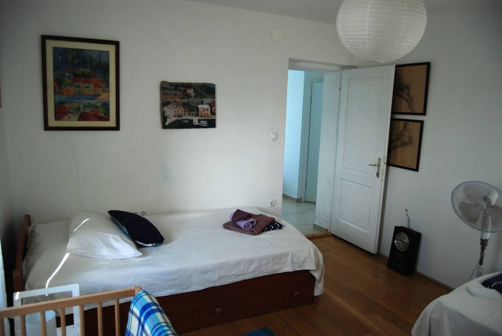 Photo 38
