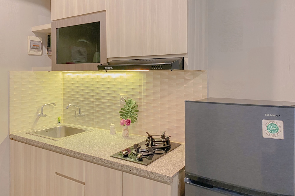 Good Choice And Homey Studio Grand Kamala Lagoon Apartment