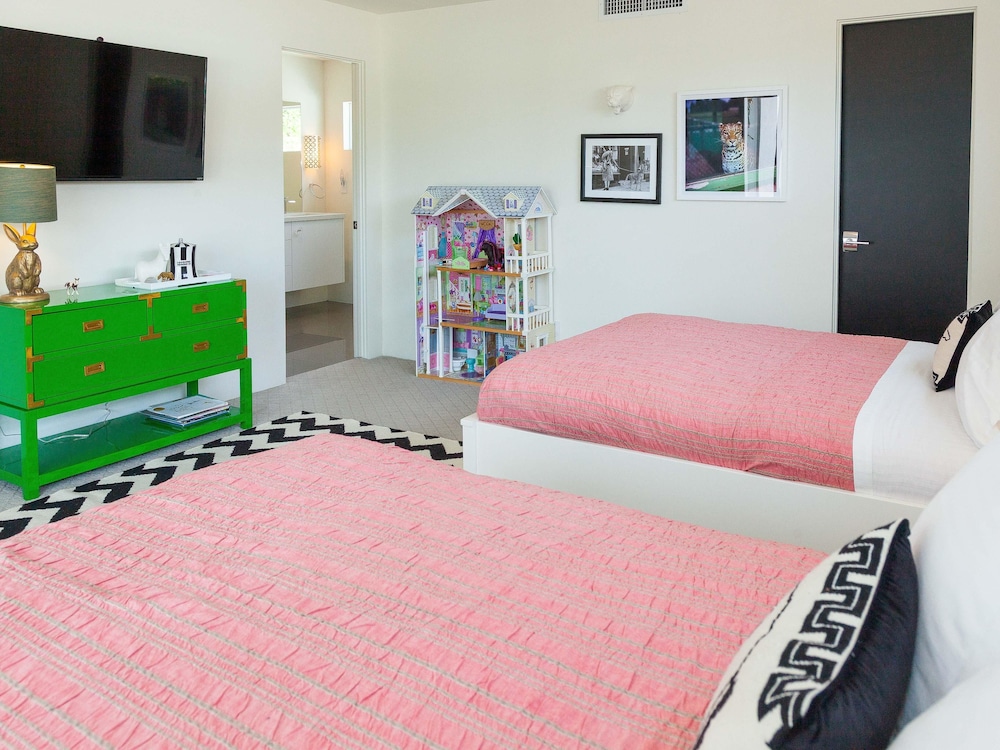 Palm Springs Vacations - Spero Estate - Property Image 27