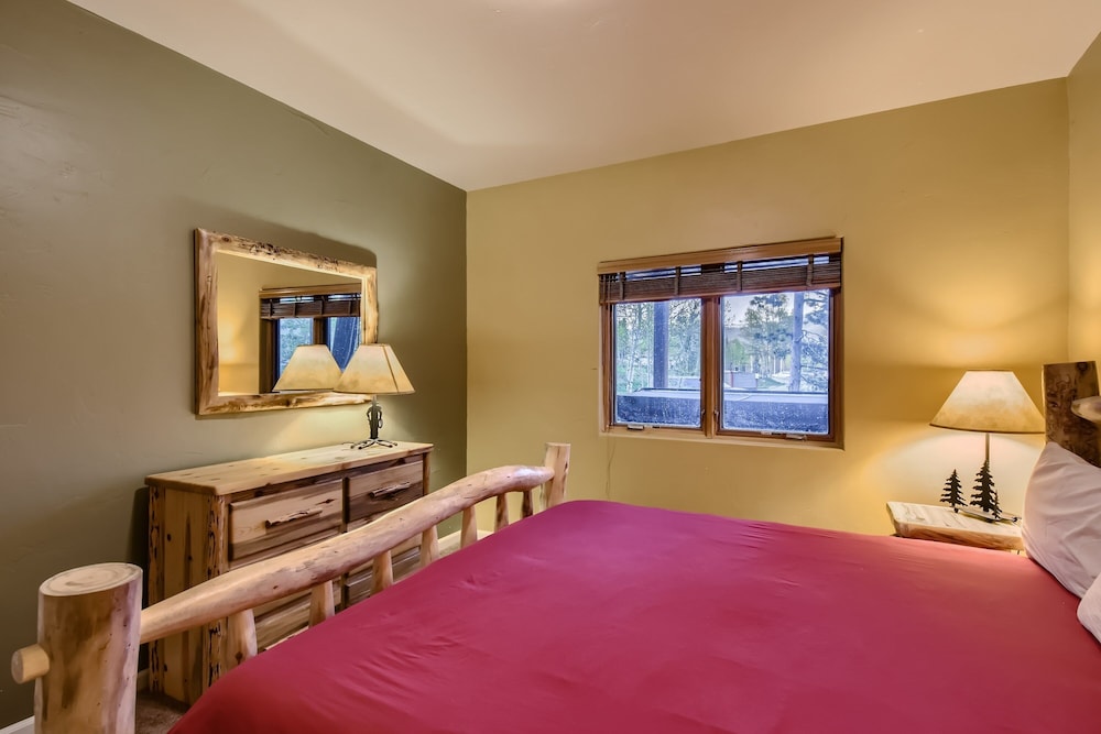 Summit County Vacations - 42 Burgundy 4br 3.5ba 4 Bedroom Townhouse by RedAwning - Property Image 32