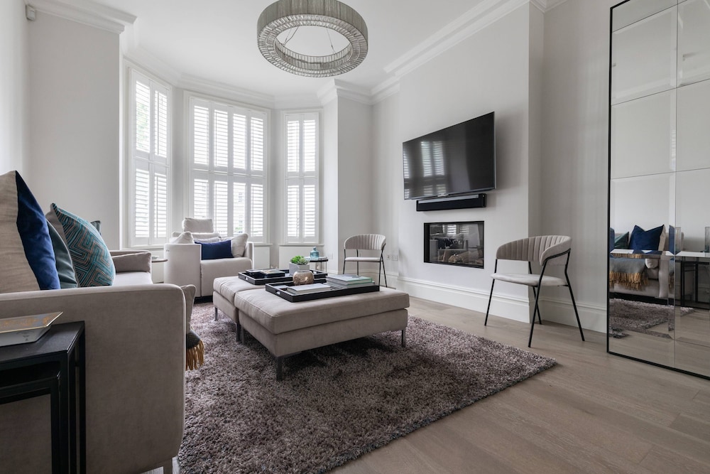 Fentiman Road II by Onefinestay