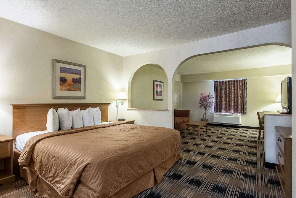 Quality Inn Oakwood - Gainesville