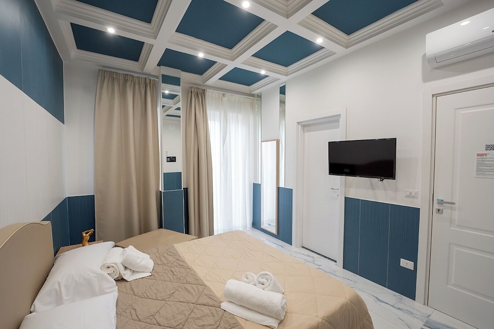 Royal Art House H Duomo by ClaPa Group Dislocated Hospitality