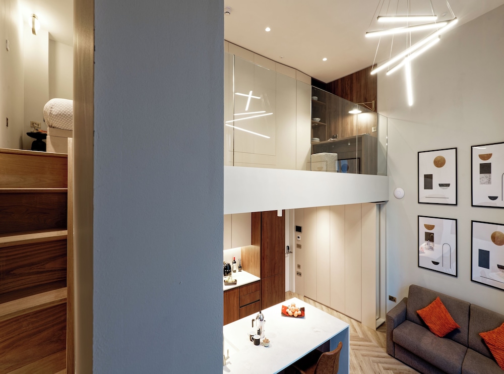 Notting Hill Hyde Park Apartments