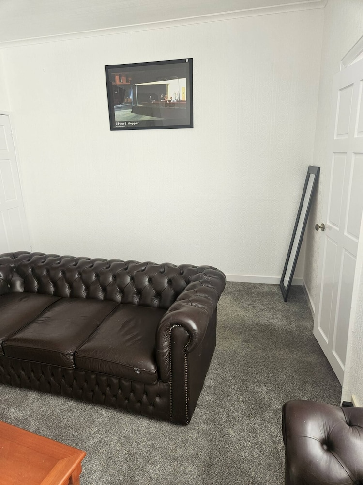 Ad7 Family Guest House
