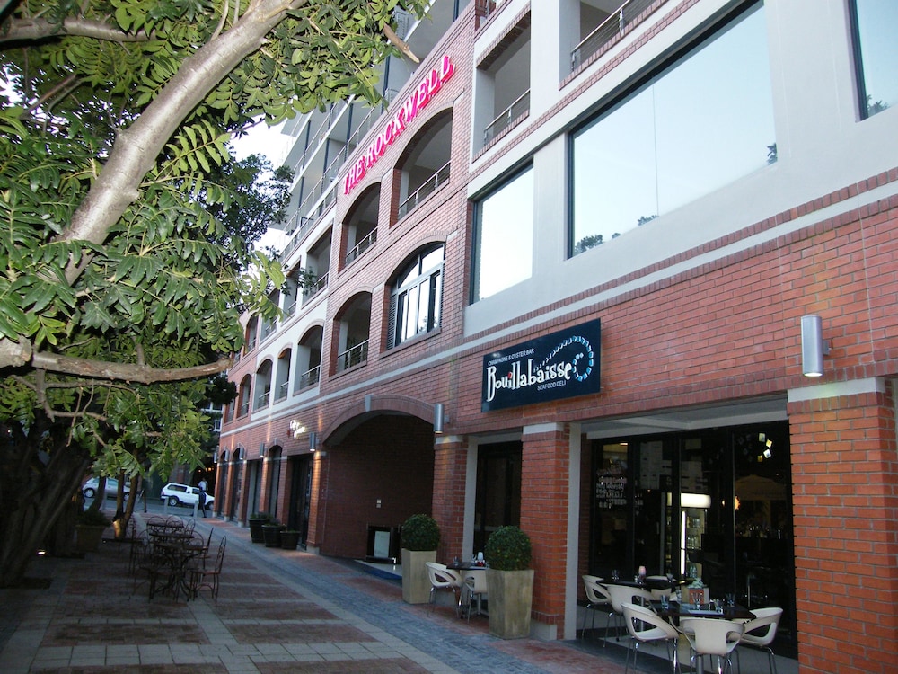 Rockwell Apartments by CTHA
