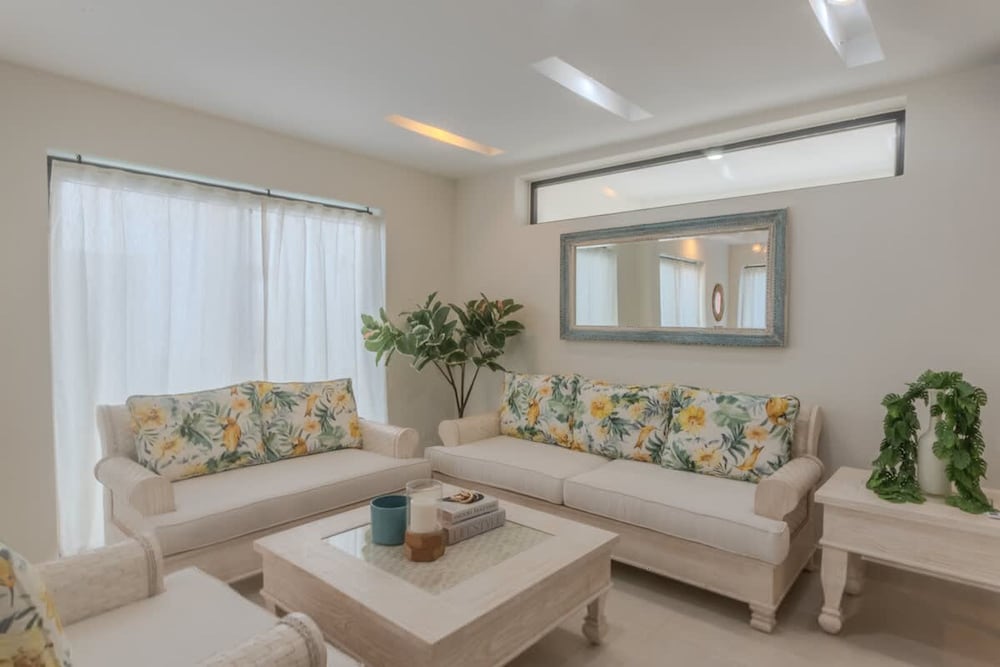 NOK Tropical 3BR Villa by Vistacana Rentals