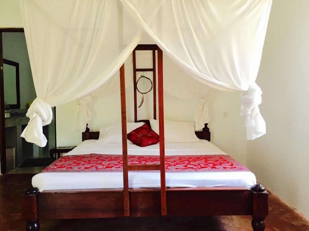 Kiwengwa Vacations - Lazy Beach House - Property Image 32