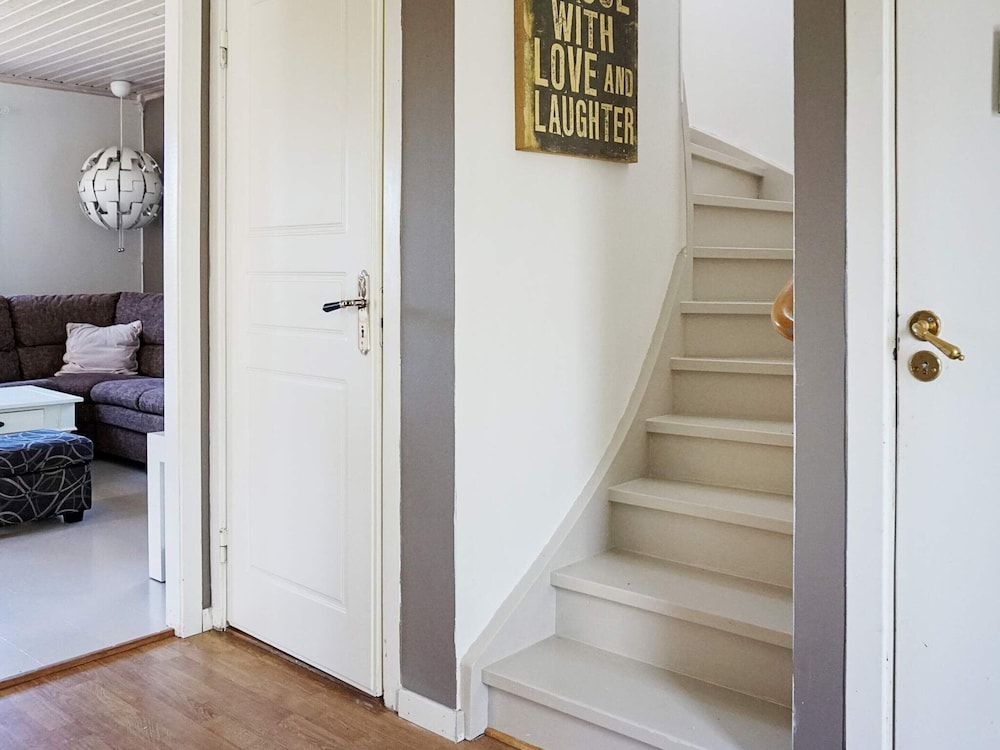 9 Person Holiday Home in Hallevadsholm-by Traum