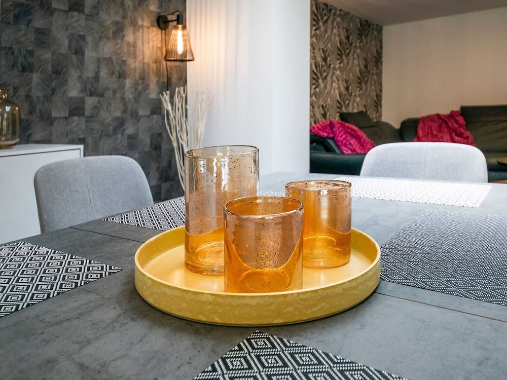 Comfort Near Historic Huy