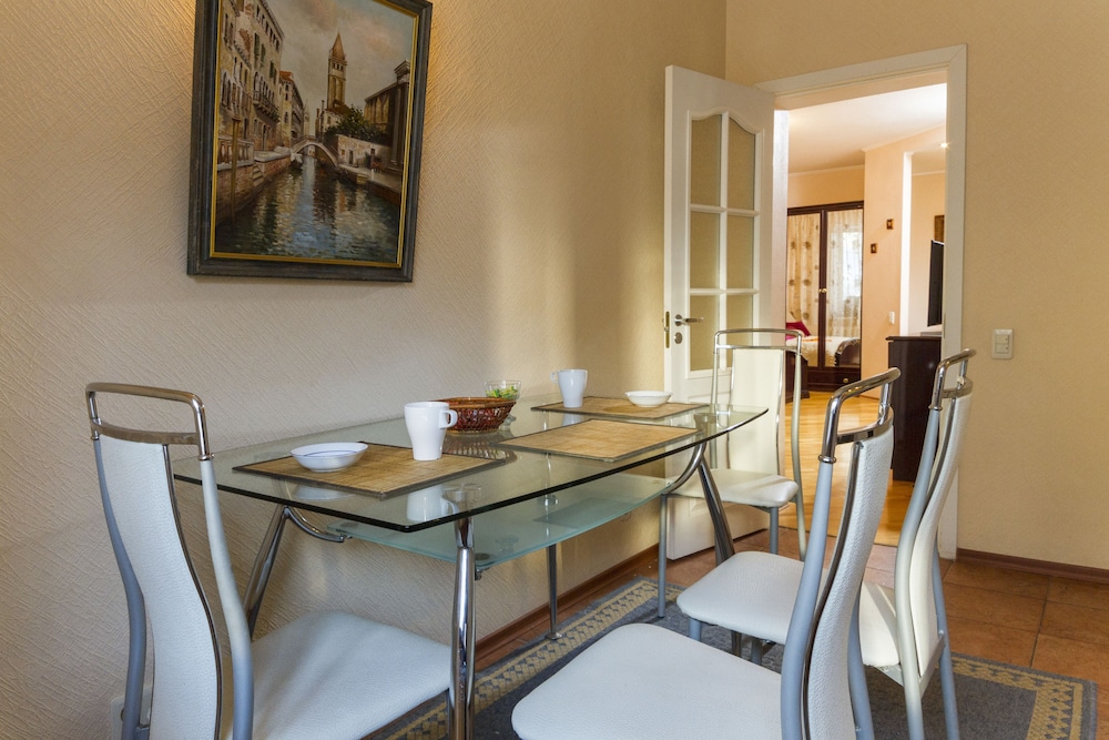 Apartment on Belkina 8B view 5