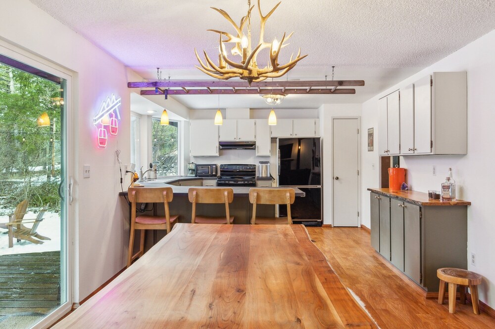 Packshack - Cozy Ski Cabin Mins From White Pass 2 Bedroom Home