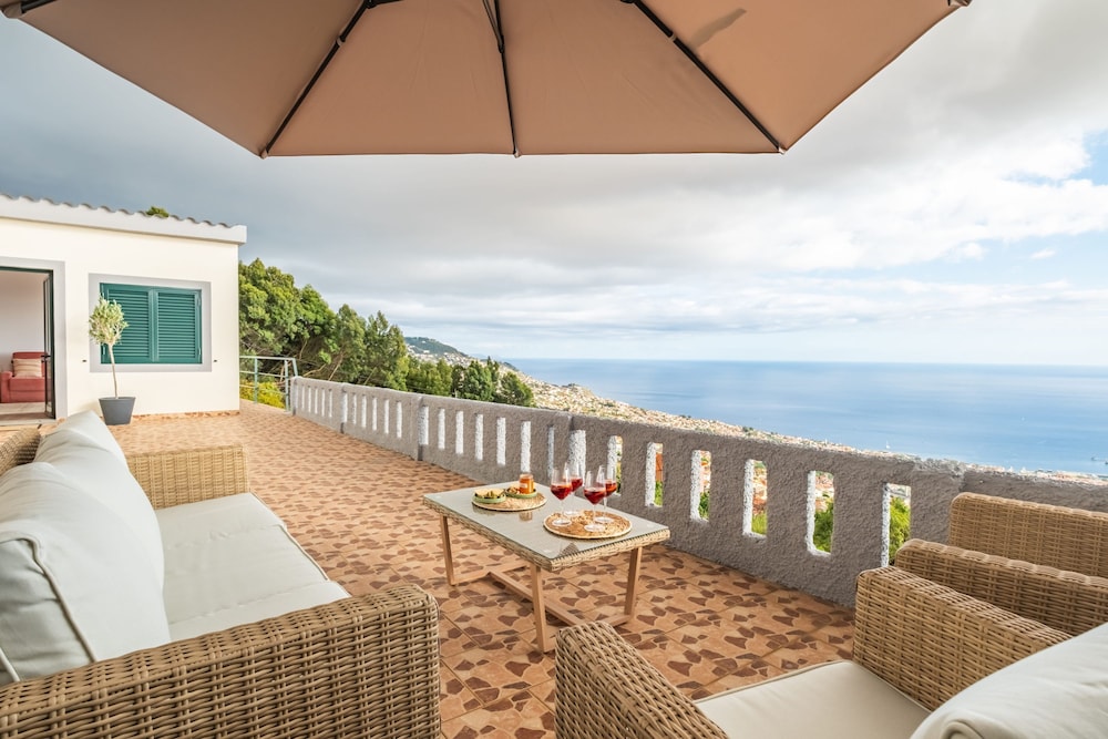 Skyline Heights by Madeira Sun Travel