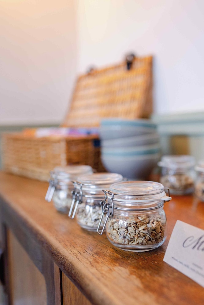 Weavers Guest House, photo 70