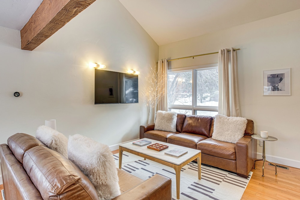 Par & Powder: Avon Haven w/ Golf & Ski Access!