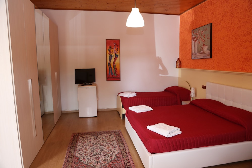 Hotel Company