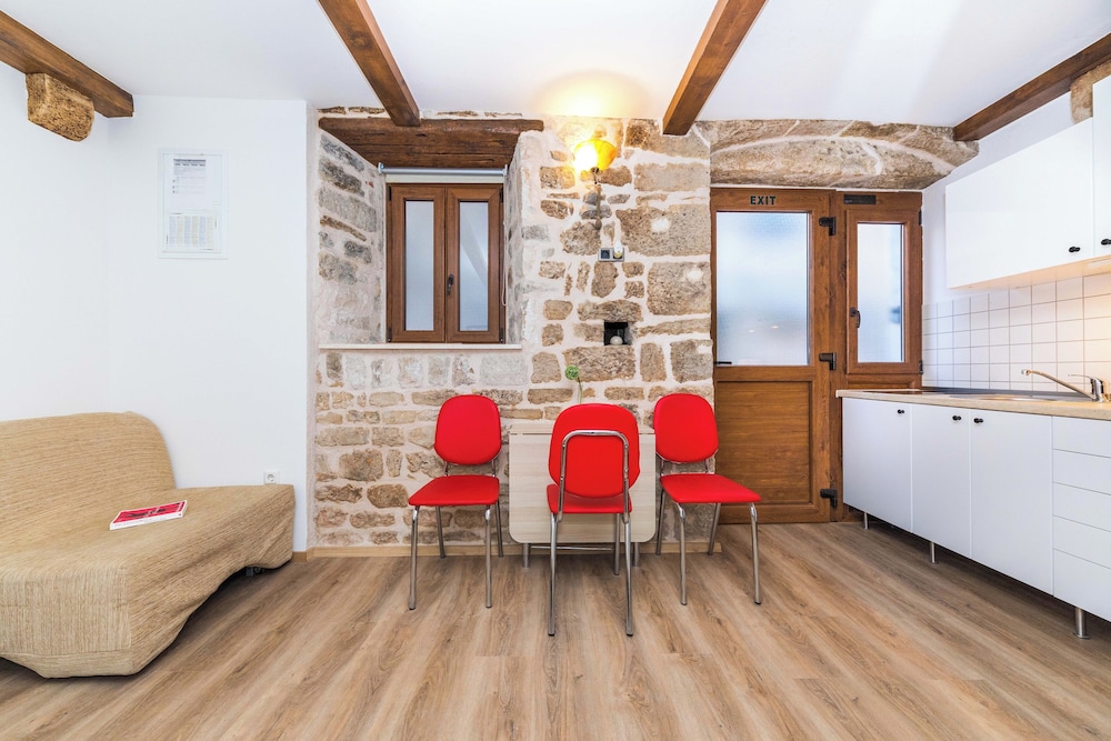 Studio Apartment First Vestibul, Heart Of Split