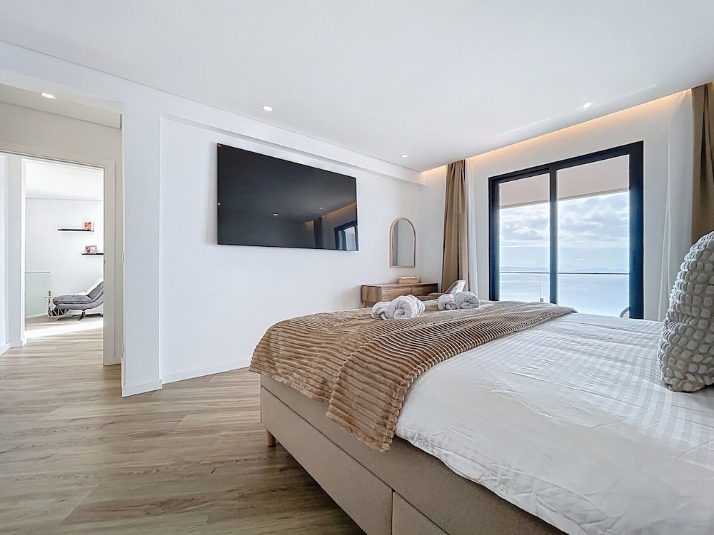 Breeze House 1 by Atlantic Holiday