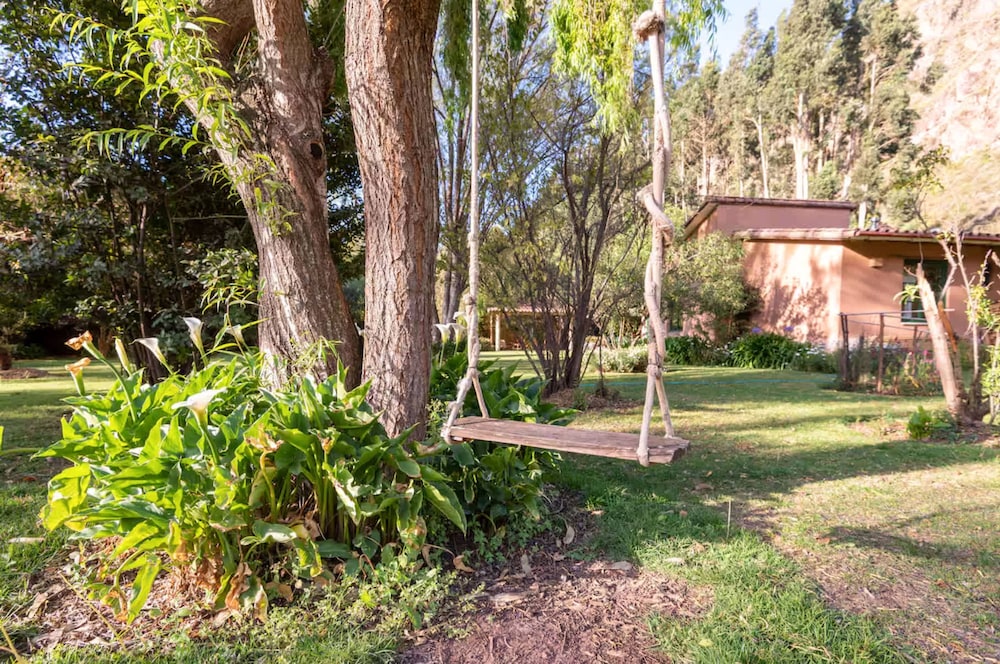 w Peaceful 4BR Villa With Nature View