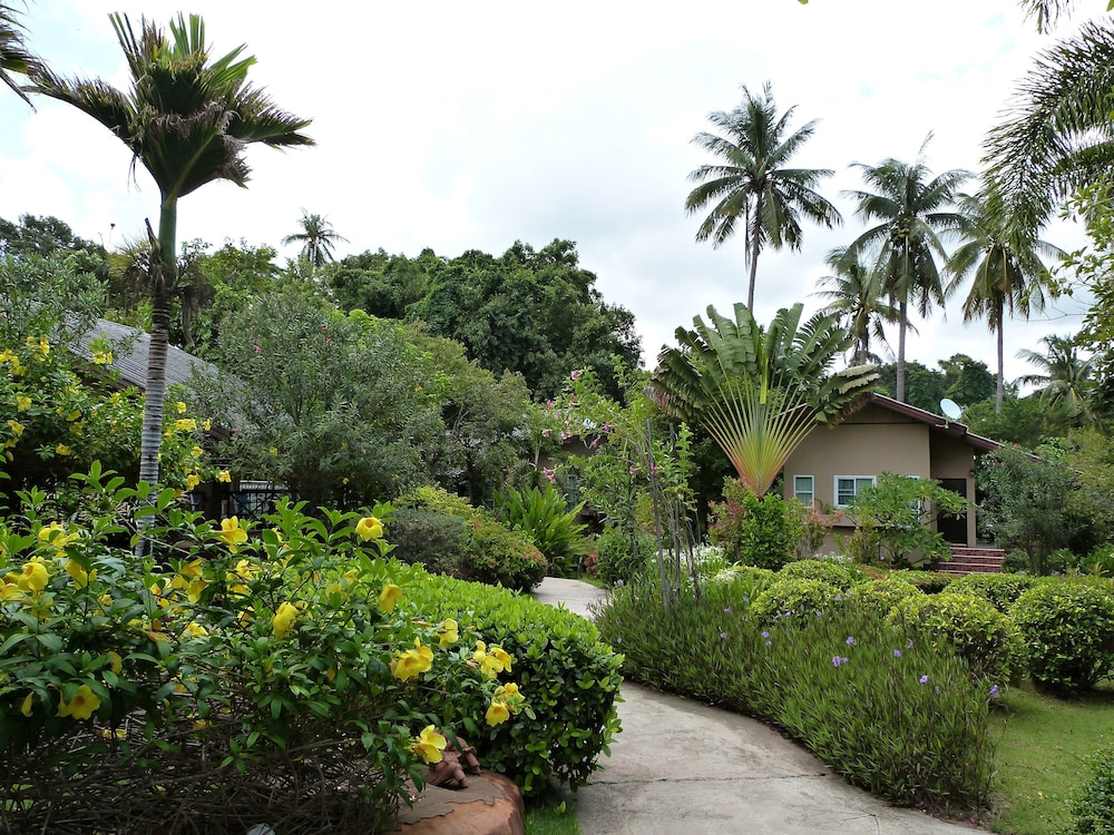 Bann Suan Rachawadee B&B