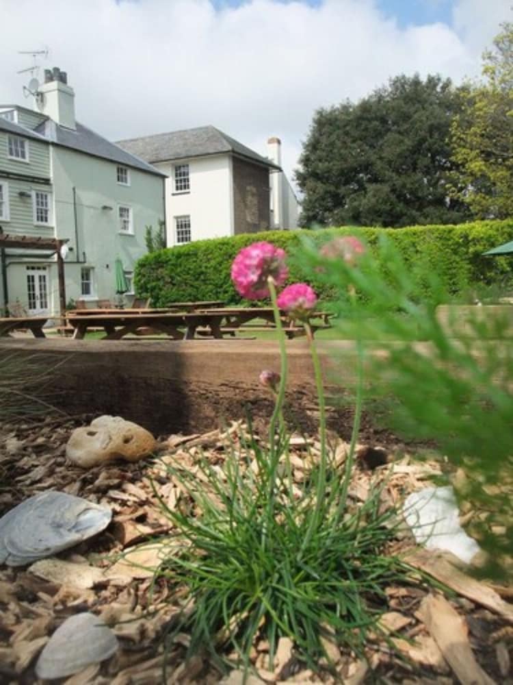 Dover Vacations - The White Cliffs Hotel - Property Image 3