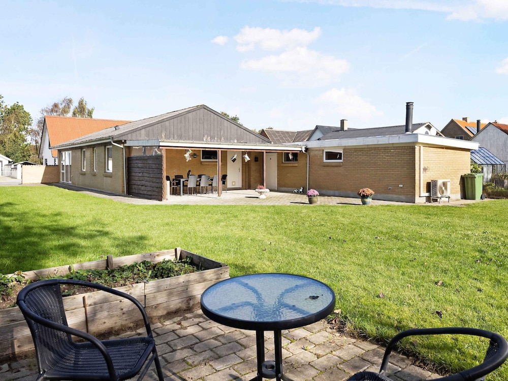 5 Star Holiday Home in Aars