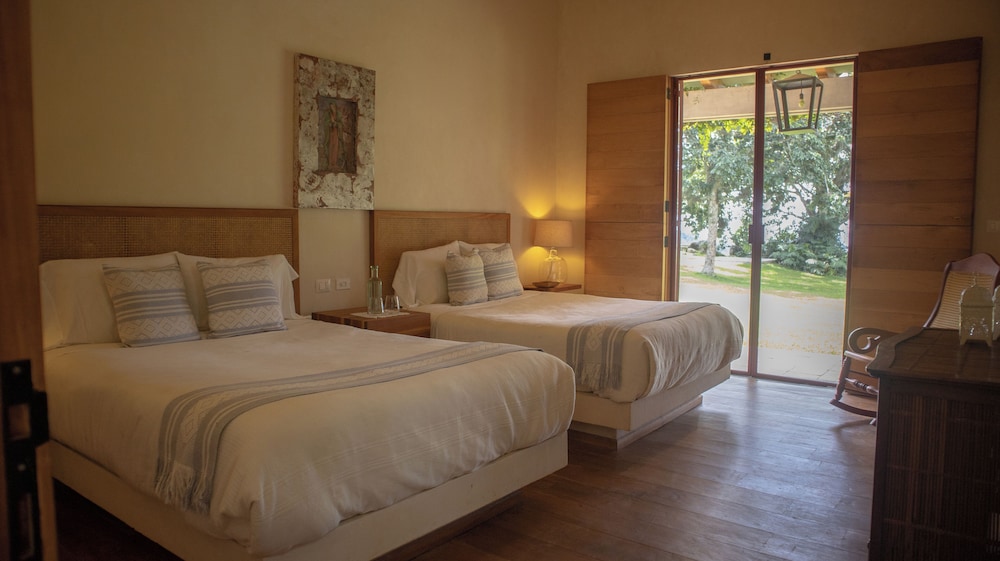 Rancho El Salto-Villa with Private Pool