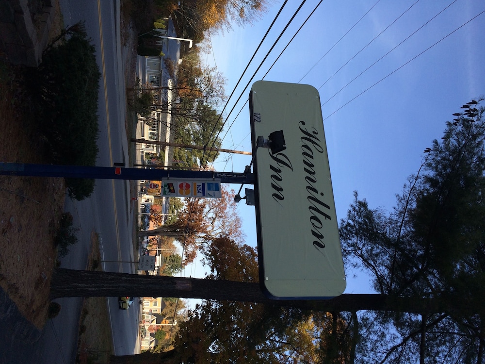 Hamilton Inn