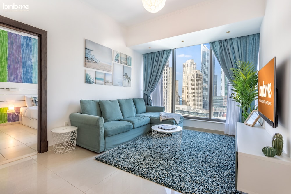 1B-Silverene-1704 by bnbmehomes