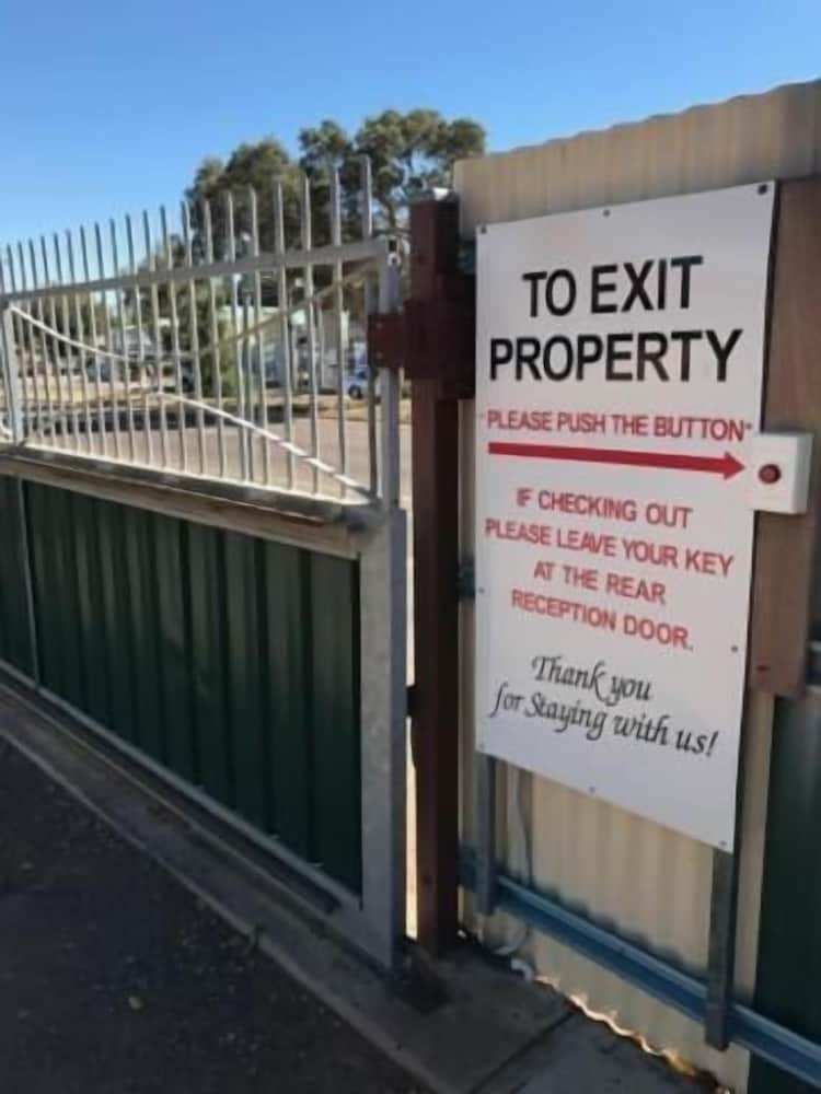 Pampas Motel - Property Image 24