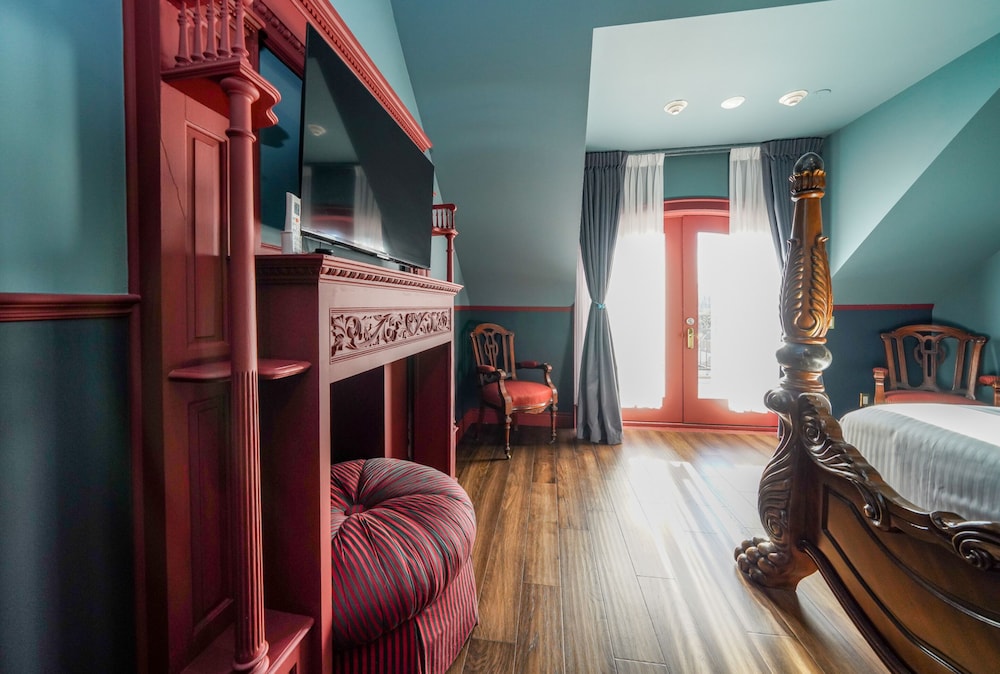 Niagara Grandview Boutique hotel - Image 2