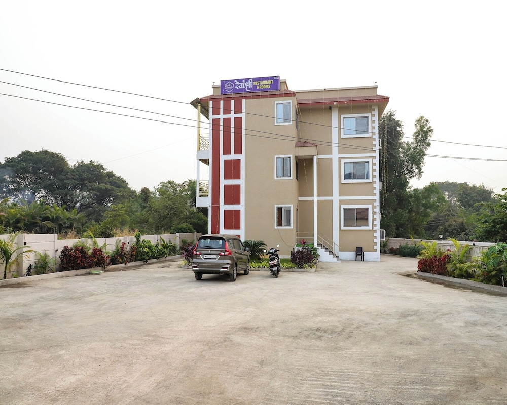 Hotel Devanshri Rooms & Restaurant