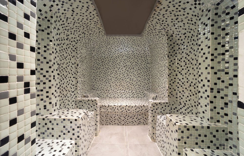 Pianoforte by Febor Otelleri ve Spa - Image 40