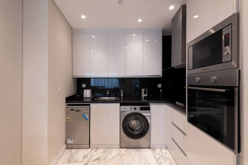 Mirage Residence 2Bedroom's at Golf View