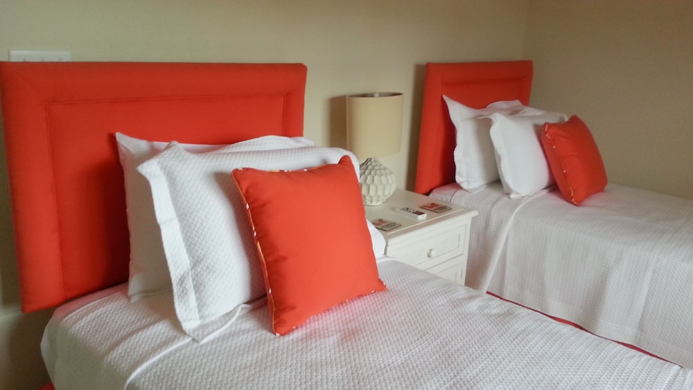 Lantana Resort