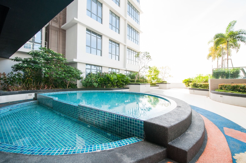 Warm & Cozy House at Oceanus photo 1