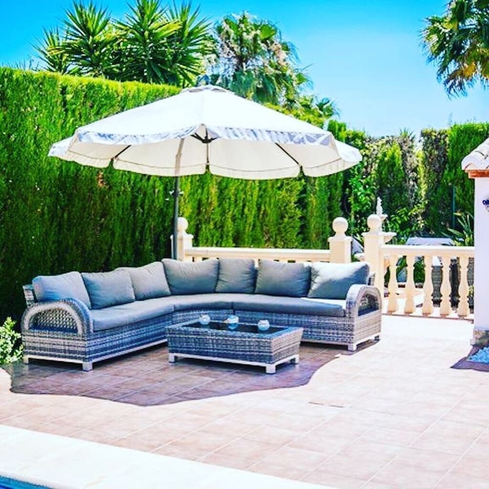 Sunny Javea Villa With Stunning Views