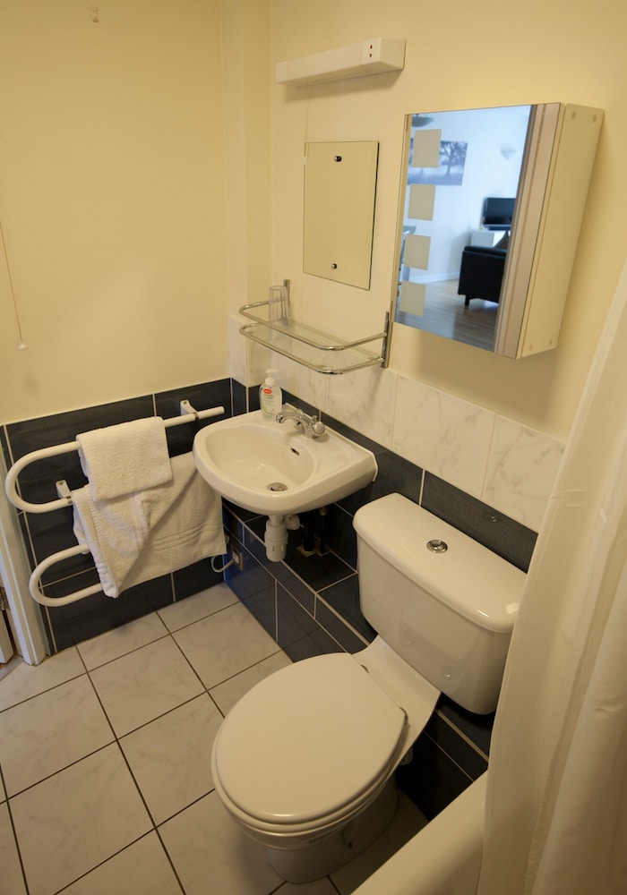 Toothbrush Apartments - Central Ipswich